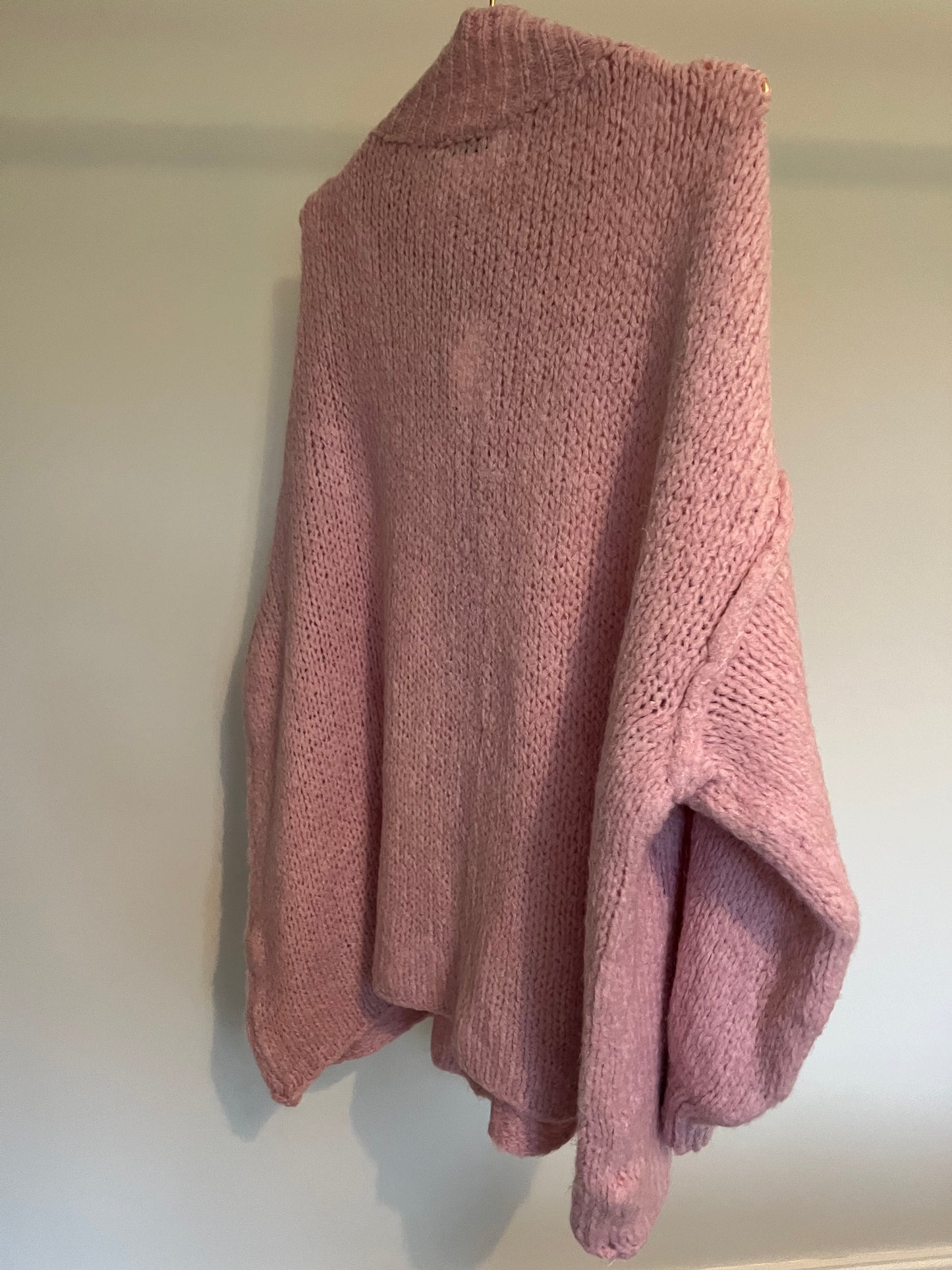 “Too cute” cosy knit cardigan